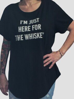 Sz.2X*Torrid*Black Classic-Fit T-shirt Says "I'm Just Here For The Whiskey"